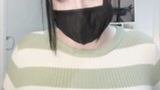 C$GF Billie Eilish tits
