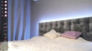 sofia_flowers 151222 - 3hours show with some nudity