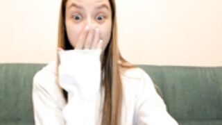 1i1ypa1mer shows pussy in doggy 70