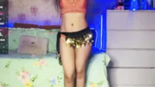 Sizzling_ZAARA3 Belly and Twerk Dancing