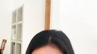 Putri Cinta amazing blowjob