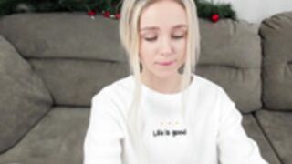 Davina 230120 0950 CloseUpDildo&Riding