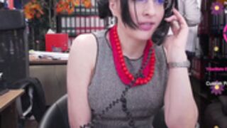 ClasLaRel - Very disturbing phone call......