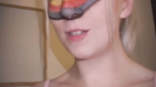 Charlotte_99xx takes a facial with bullseye - Edit