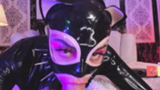Saddisticrubberdoll being a slutty latex kitty