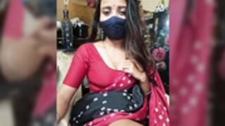 Cute@Tara pussy play saree