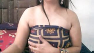 Kajal@g nude milf