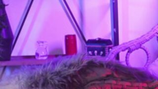 goth_dolll face close up