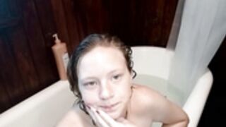 Pregnant punk alice_black530682 nude in a bath