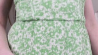 hayley_hayes underboobs