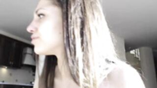 Vicky 160522 1600 Fingering&Vibrator