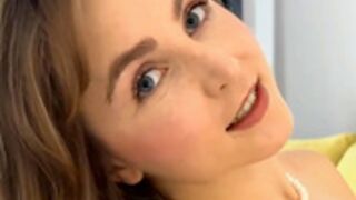 girl_next_door19 2024-10-08