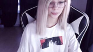 Isa 200710 0215 DoggyPoses&Tits