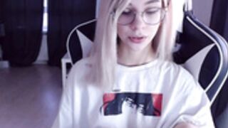 Isa 200710 0215 DoggyPoses&Tits