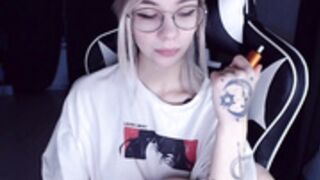 Isa 200710 0125 Tits&Ass