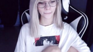 Isa 200710 0120 Tits&Ass