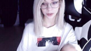 Isa 200710 0120 Tits&Ass