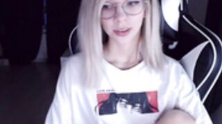 Isa 200710 0120 Tits&Ass