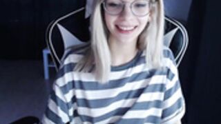 Isa 200706 0345 DoggyPoses&Spanks