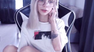 Isa 200704 0425 DoggyPose&Tits