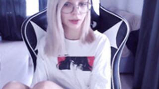 Isa 200704 0425 DoggyPose&Tits