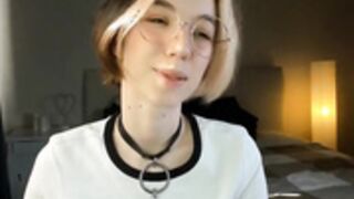 the dragonborn is cumming - amy_murr