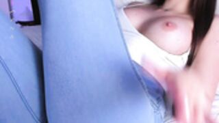 ellamilano 2024-10-14 19-08-001