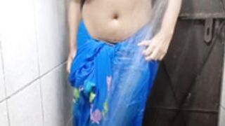 indian_pinky Indian Bhabhi Fun Boobs Shower Show