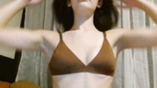 miafosterx_2023.11.23_08.01
