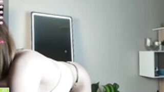 whiteanisha_2023.11.22_20.36