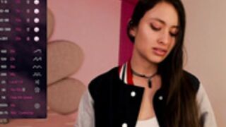 JessicaPrad@_2023-10-09_18-46