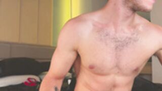 2024-10-08 [CB] Jonnalinaproduction - cum on boobs