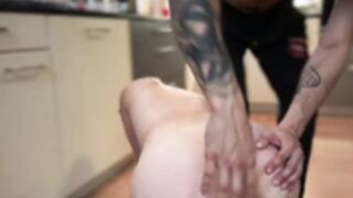 Secretcrazy69 got finger by her friend