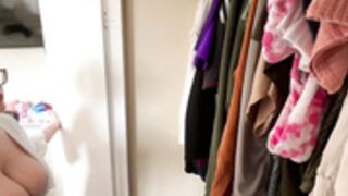 JessieHH Got Stuck To Get Daddys Attention, He Creampie