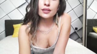 hornyycpl beautiful whore in jeans