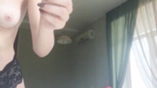 Fressia MakingBreakfast