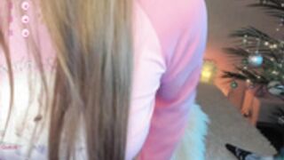 Amateur girl mimifors deepthroat her dildo 2