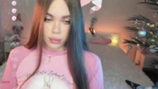 Amateur girl mimifors deepthroat her dildo 2