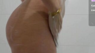 bellebabyboo 29092024 shower lotion on arse twerk