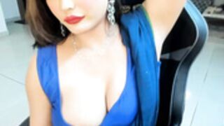 GoddessAnna boobs tease