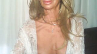 amanda0803-2024-09-27-12h10m