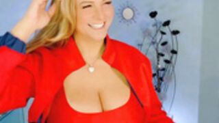 KylinaLove Lifeguard Cosplay