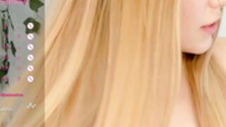 Fannydunsford (nipple peeks)