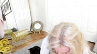 Sexyashley_21 Twerking in Tight Leggings her Big Butt