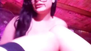 Luciauy - pink light spreading pussy