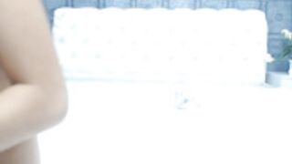 Ellishee Anal finger