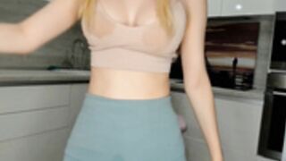 HarrieThudson 23.11.30 002