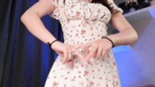 tate_west 04.09.2024 dance with pussy flashing