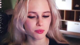 audreycarvin-2024-09-01-lollipop