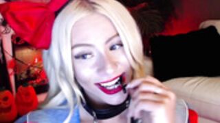 OliviaOwens 20.10.28 001